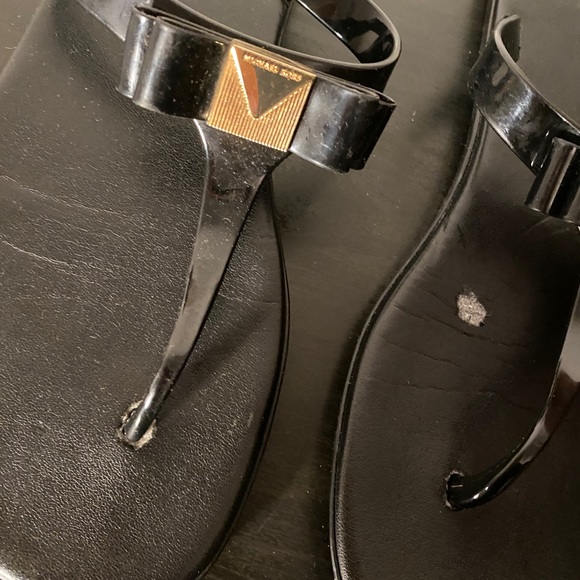 Michael Kors slide size 6.5 - Picture 2 of 5